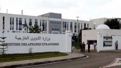 الجزائر تحذر من مغبة عودة ليبيا إلى مستنقع الفوضى