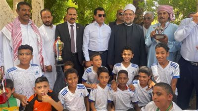 وزيرا الشباب والأوقاف ومحافظ الوادي الجديد يتفقدون مركز شباب الخارجة للتنمية الشبابية 