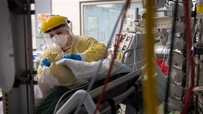 إصابة وزير صحة تايوان بكورونا مع استمرار موجة تفشي عدوى الفيروس بالبلاد