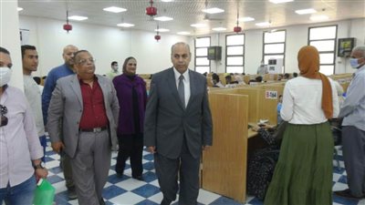 رئيس جامعة المنيا يواصل جولاته التفقدية لأعمال امتحانات نهاية العام  بلجان 