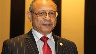 رئيس الحركة الوطنية: 