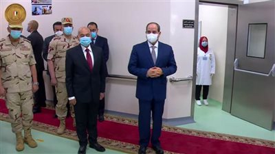 الرئيس السيسي يستمع لشرح تفصيلي عن المركز العلمي البيطري للأبحاث والتدريب بالسادات