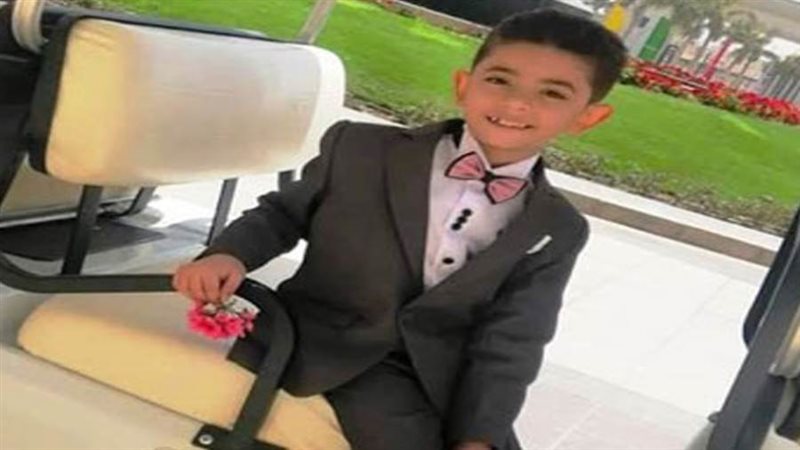 معتصم يبهر الحضور