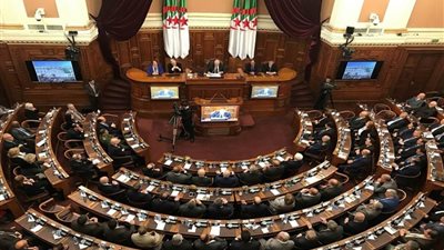غدا..البرلمان الجزائري يناقش مشروع قانون الاستثمار الجديد