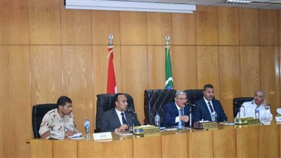 محافظ المنيا يشدد على تنفيذ قرارات الإزالة بكل حسم بالتنسيق مع وحدة المتغيرات المكانية