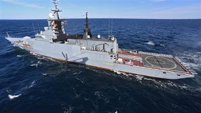 طرادات أسطول المحيط الهادي الروسي تجري تمرينًا لصد هجوم جوي