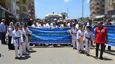 مسيرة دعائية لحملة 