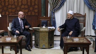 الرئيس الفلسطيني يشكر شيخ الأزهر على مراجعة مصحف 