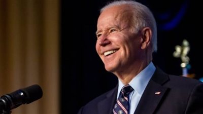 بايدن: نعمل مع الشركاء الأوروبيين للإفراج عن 20 مليون طن من الحبوب الحبيسة في أوكرانيا