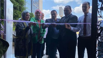 نائب رئيس جامعة بنها لشئون التعليم والطلاب يفتتح معرضين فنيين بنوعية بنها