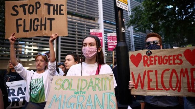 احتجاج طالبو لجوء