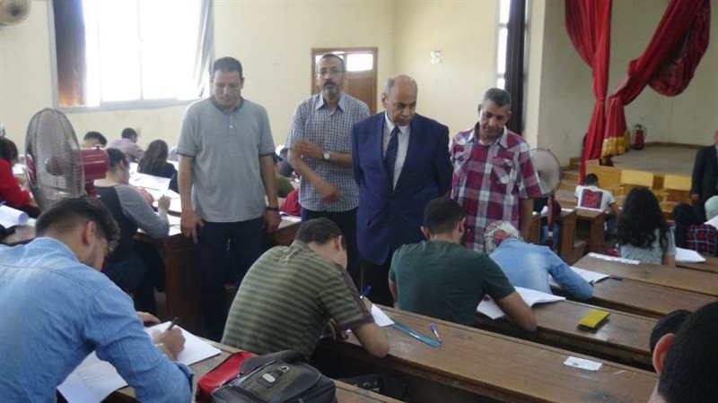 رئيس جامعة المنيا