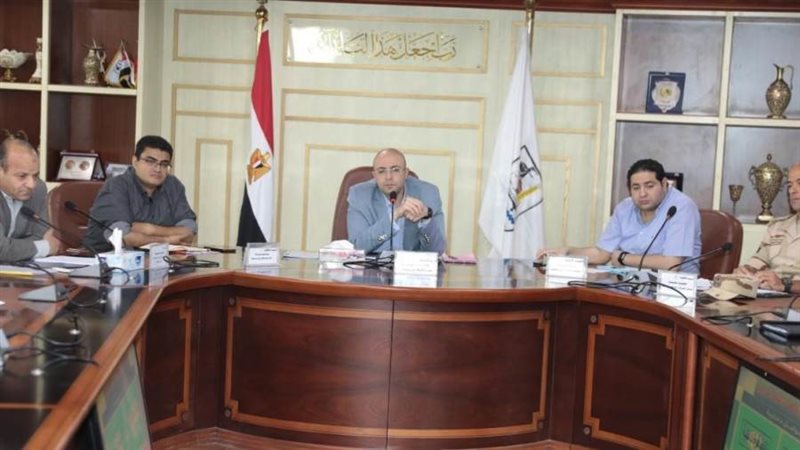 اجتماع اللجنة العليا