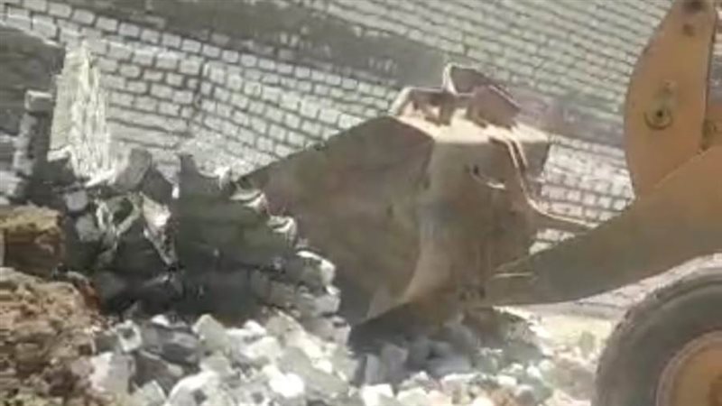 إزالة 12 حالة تعد