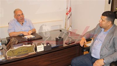  د. عصام خليل لـ 