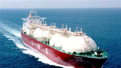 ناقلة على متنها 60 ألف طن غاز مسال تغادر ميناء دمياط