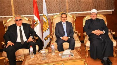 محافظ الغربية يستقبل وزيري الأوقاف والزراعة 