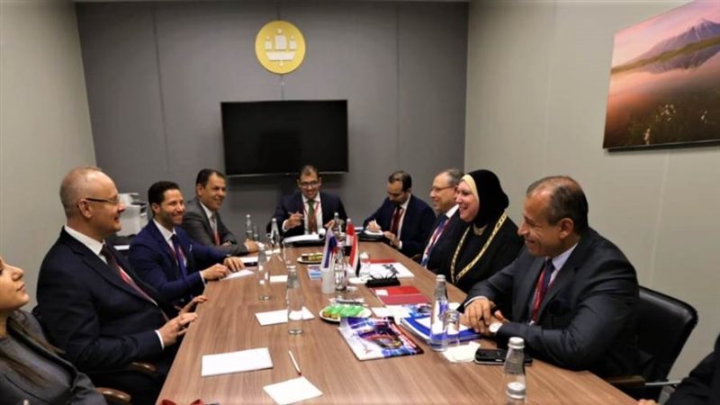 اجتماع الجانبين