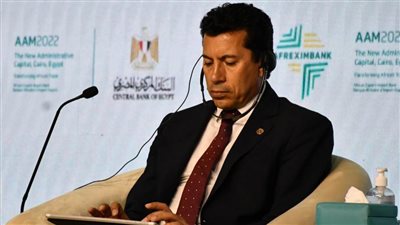 وزير الشباب يشارك بجلسة حول الاستفادة من طاقات الشباب الإبداعية