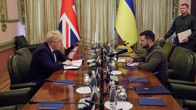 بريطانيا تعرض إطلاق عملية تدريب كبرى للقوات الأوكرانية