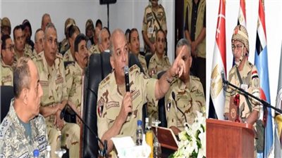 وزير الدفاع يشهد مشروع مراكز القيادة الاستراتيجي التعبوي التخصصي لإدارة الحرب الكيميائية (غريب-8)