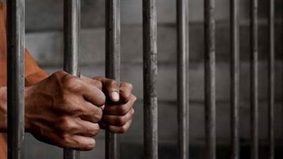 ضبط شخص بالقاهرة لقيامه بترويج أجهزة استقبال مجهزة لفك شفرات القنوات الفضائية