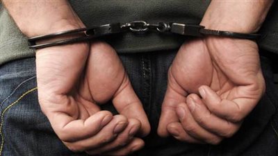 إحالة 3 متهمين بقتل صاحب 