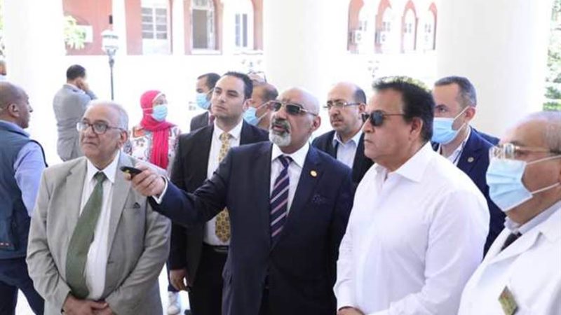 خالد عبدالغفار..