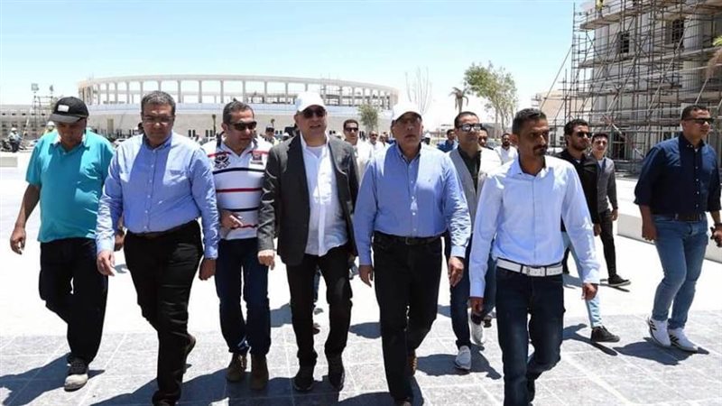 رئيس الوزراء يتفقد