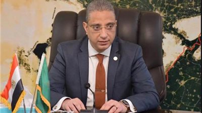 محافظ الفيوم يلتقي ممثلي مؤسسة 