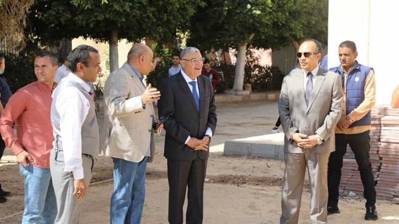 محافظ المنيا يتفقد