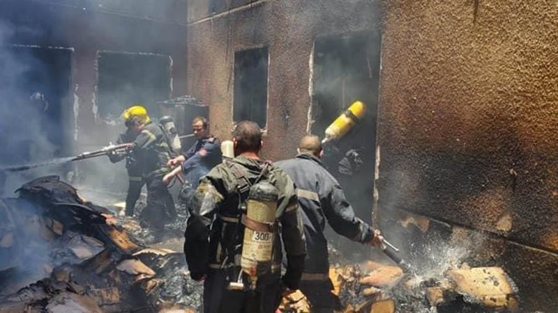 جانب من الحريق