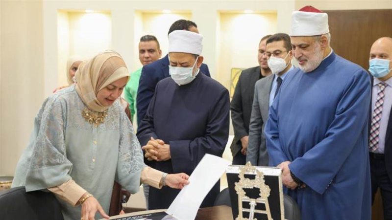 الإمام الأكبر يتفقد