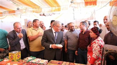محافظ المنيا يتفقد أعمال التطوير الشامل لمسار العائلة المقدسة ومنفذ بيع السلع بأسعار مخفضة بسمالوط