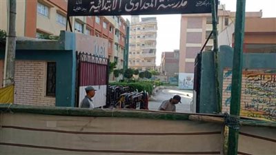 استمرار أعمال النظافة ورفع الإشغالات بمحيط لجان الثانوية ببيلا 