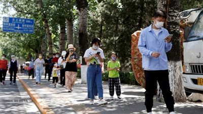 الصين تسجل 126 إصابة جديدة بفيروس كورونا