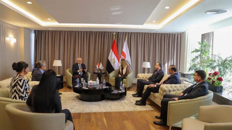 خلال اللقاء