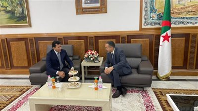 وزير الرياضة يصل الجزائر لحضور افتتاح بطولة ألعاب البحر المتوسط 