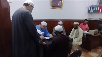 إقبال على اختبارات الأعضاء الجدد بنقابة محفظي وقراء القرآن الكريم 
