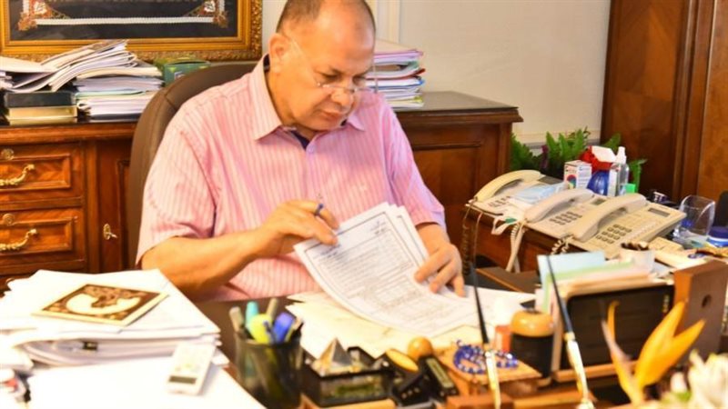 محافظ أسيوط يعتمد