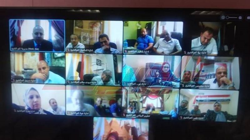 خلال الاجتماع