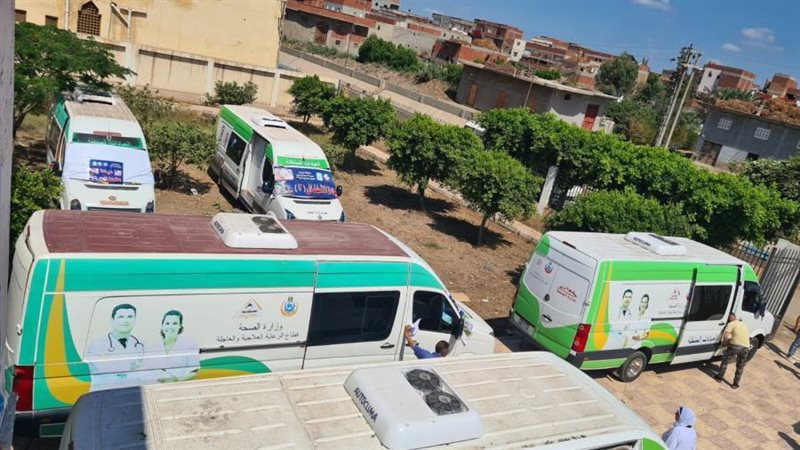 الكشف على ١٣٠٣ مواطن