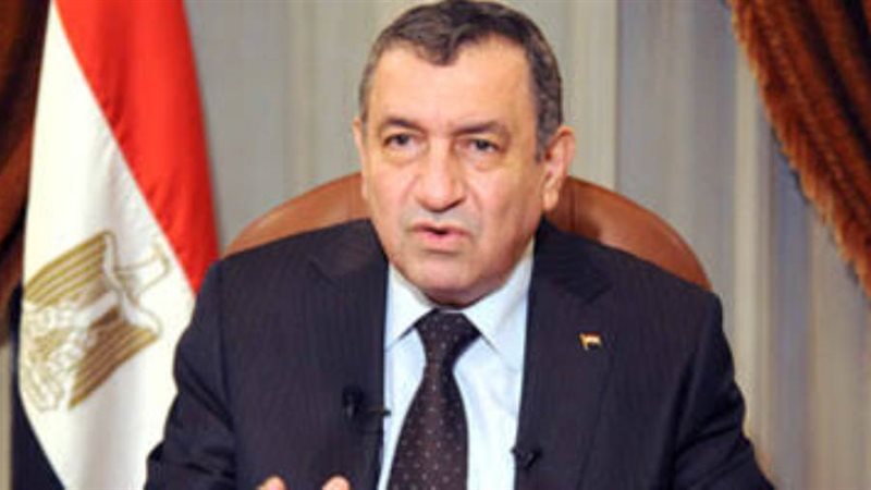 عصام شرف رئيس مجلس