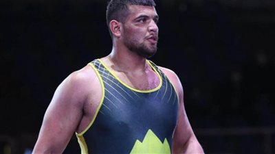 منيع بطل المصارعة الرومانية يتأهل لنهائي دورة ألعاب البحر المتوسط