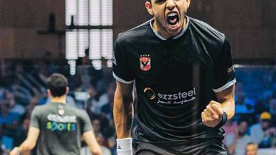 مصطفى عسل يتوج ببطولة الثمانية الكبار للإسكواش