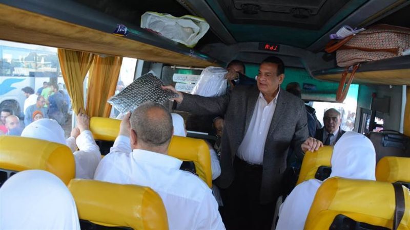 محافظ البحيرة يودع