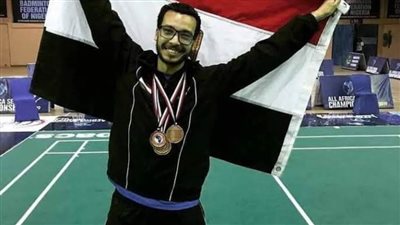 أحمد صلاح يتأهل لثمن نهائي فردي الريشة الطائرة 