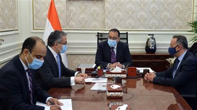 رئيس الوزراء  يستعرض جهود تعزيز دور صندوق دعم السياحة والآثار.. وترتيبات استضافة مصر لمؤتمر المناخ COP27