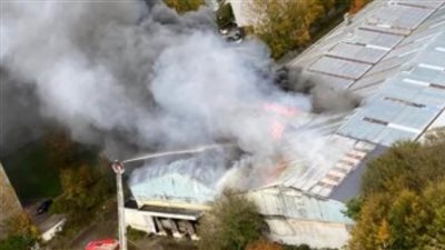 إصابة 10 أشخاص جراء اندلاع حريق بمبنى سكني في فرنسا