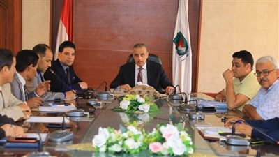 محافظ سوهاج توريد 107 آلاف و318 طنا من الأقماح حتى الآن